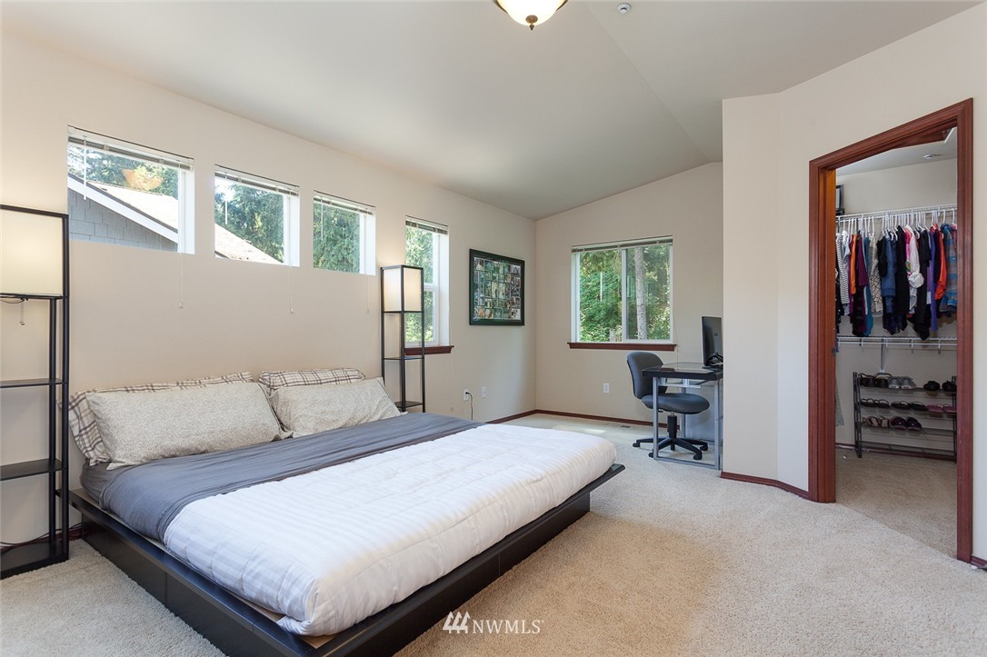 21612 10th Court Southeast Bothell, WA 98021 - Photo 13 of 20