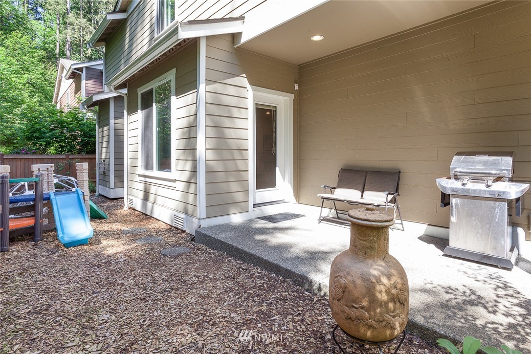 21612 10th Court Southeast Bothell, WA 98021 - Photo 19 of 20