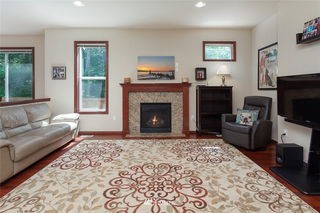 21612 10th Court Southeast Bothell, WA 98021 - Photo 3 of 20