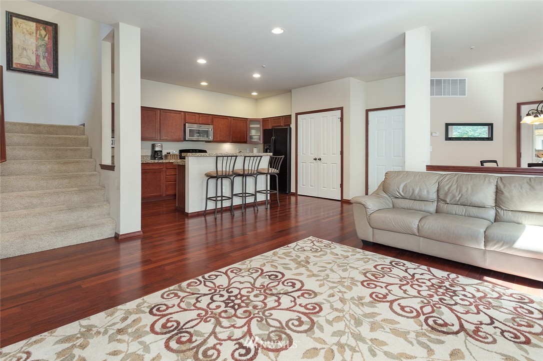 21612 10th Court Southeast Bothell, WA 98021 - Photo 4 of 20
