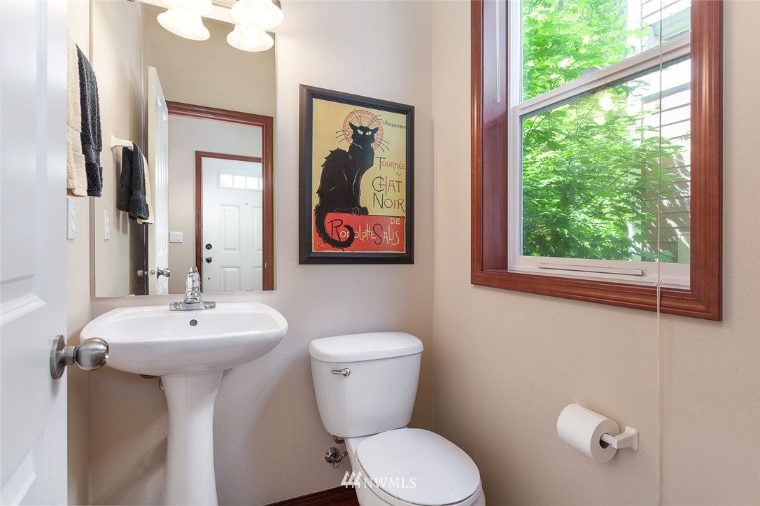 21612 10th Court Southeast Bothell, WA 98021 - Photo 10 of 20