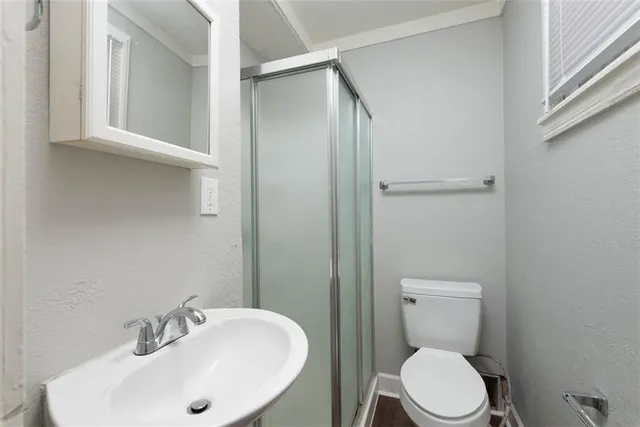 $235,000 | 1206 West Maple Avenue, Independence, MO 64050