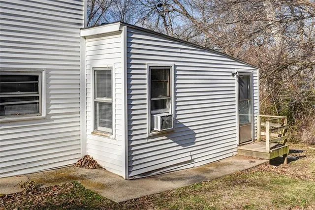 $235,000 | 1206 West Maple Avenue, Independence, MO 64050
