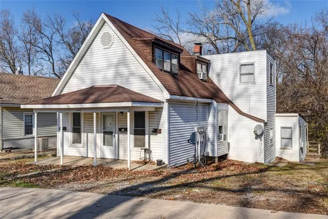 $235,000 | 1206 West Maple Avenue, Independence, MO 64050