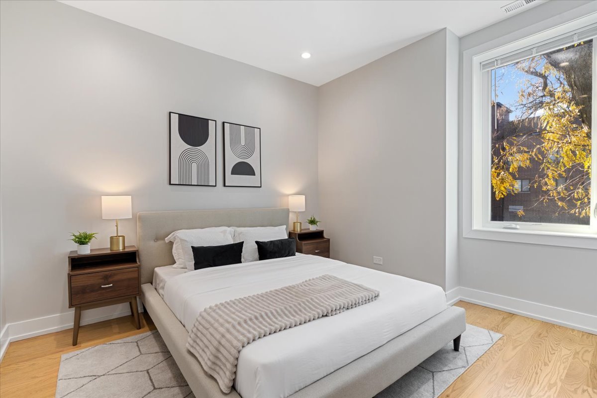 3653 West Barry Avenue, Unit 3W Chicago, IL 60618 - Photo 23 of 27