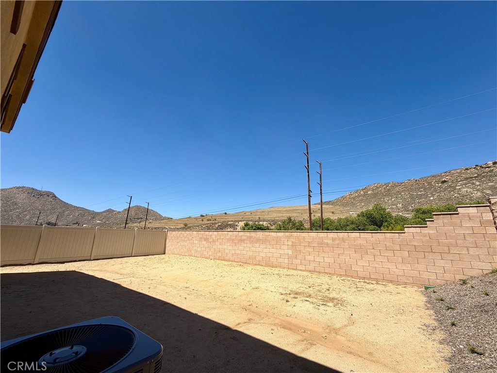 21600 Thomas Court Riverside, CA 92507 - Photo 22 of 25 Back Yard