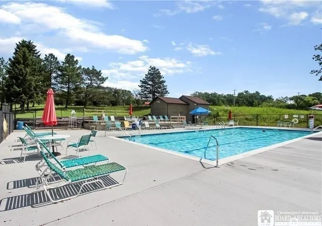 $157,900 | 9 Oneida Drive, Chautauqua, NY 14728