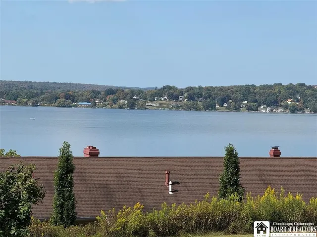 $157,900 | 9 Oneida Drive, Chautauqua, NY 14728