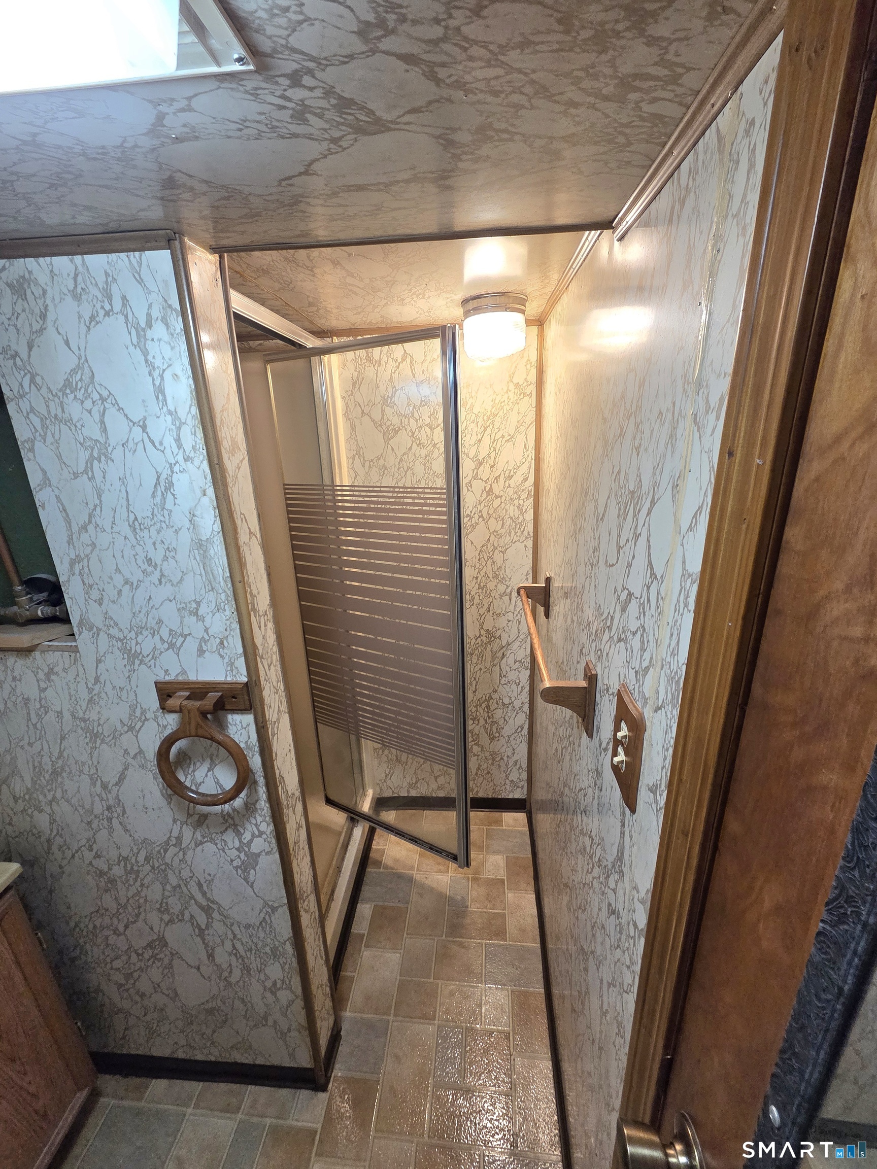 169 Country Club Road New Britain, CT 06053 - Photo 24 of 36