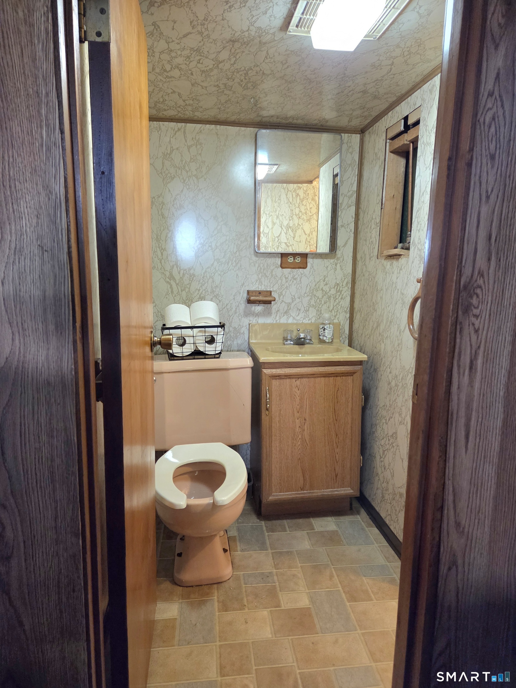 169 Country Club Road New Britain, CT 06053 - Photo 26 of 36