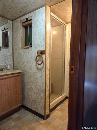 $299,900 | 169 Country Club Road, New Britain, CT 06053