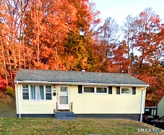 $299,900 | 169 Country Club Road, New Britain, CT 06053
