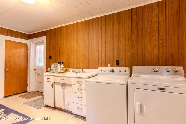 $1,200,000 | 436 State Line Road, Susquehanna, PA 18847