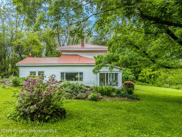 $1,200,000 | 436 State Line Road, Susquehanna, PA 18847