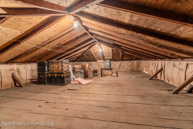 $1,200,000 | 436 State Line Road, Susquehanna, PA 18847