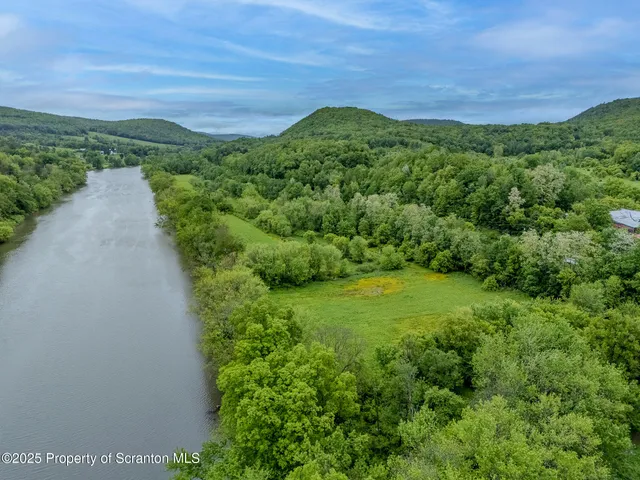 $1,200,000 | 436 State Line Road, Susquehanna, PA 18847