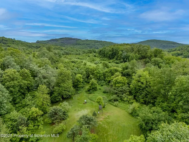 $1,200,000 | 436 State Line Road, Susquehanna, PA 18847