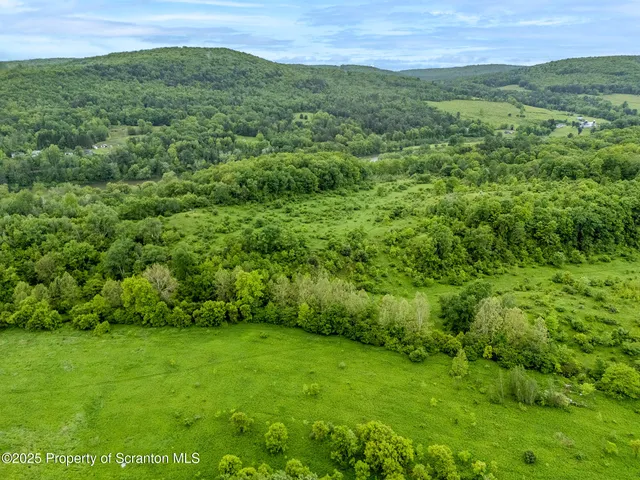 $1,200,000 | 436 State Line Road, Susquehanna, PA 18847