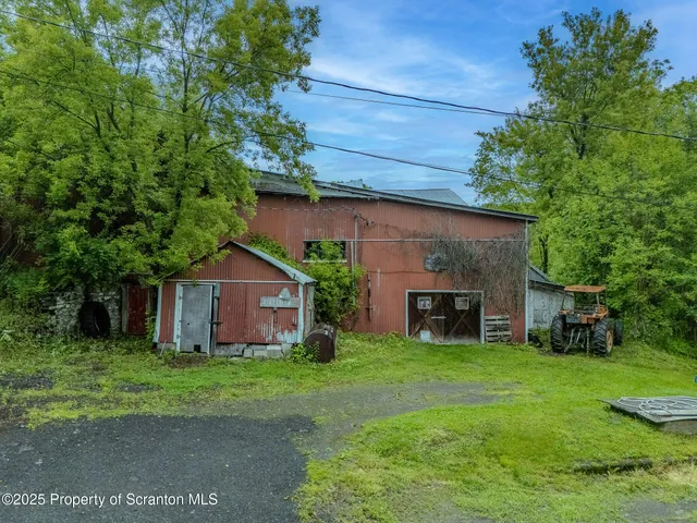$1,200,000 | 436 State Line Road, Susquehanna, PA 18847