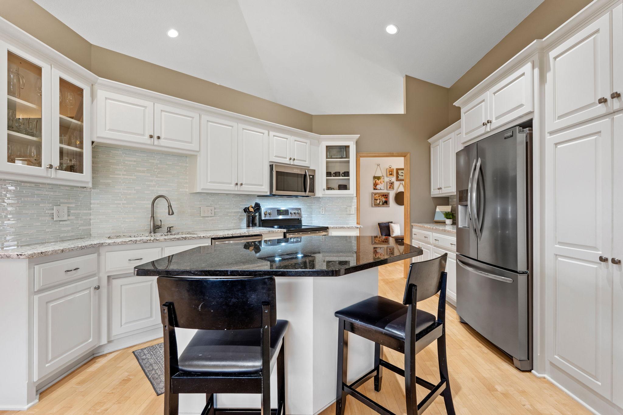7360 Peltier Circle Hugo, MN 55038 - Photo 14 of 65