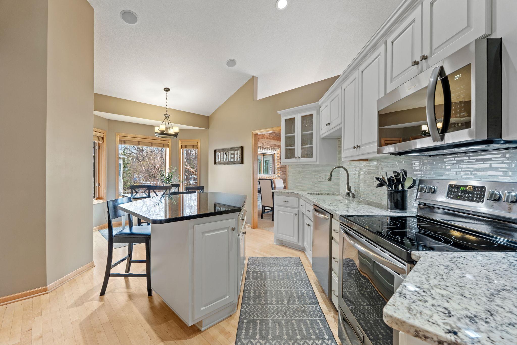 7360 Peltier Circle Hugo, MN 55038 - Photo 15 of 65