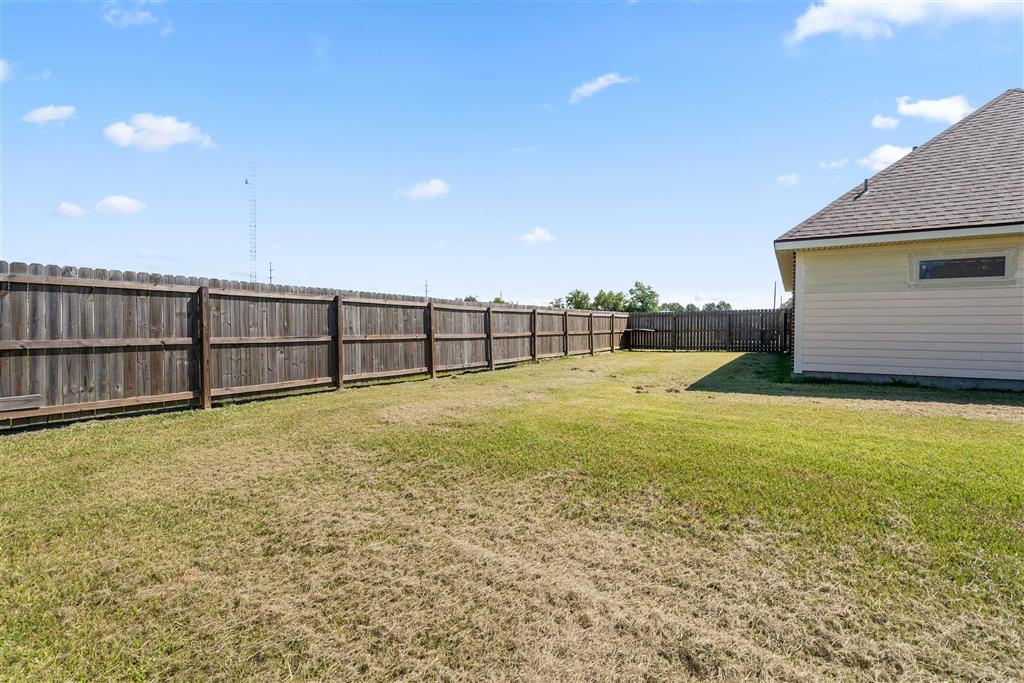 100 Maple Street Iowa, LA 70647 - Photo 21 of 26 Gallery Image 21