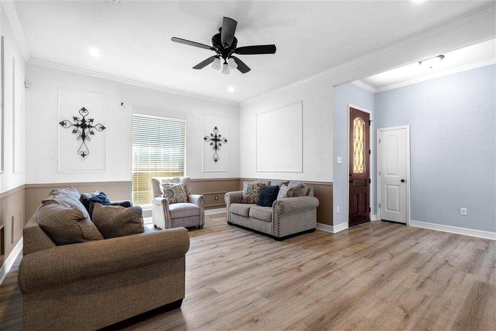 100 Maple Street Iowa, LA 70647 - Photo 4 of 26 Gallery Image 4