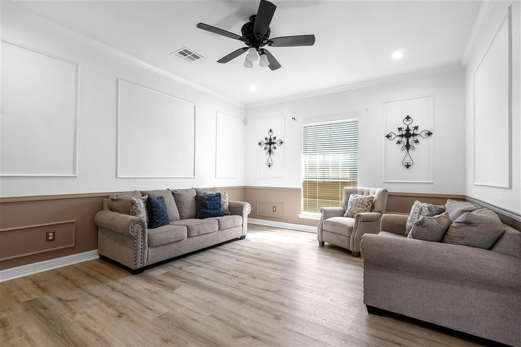 100 Maple Street Iowa, LA 70647 - Photo 5 of 26 Gallery Image 5