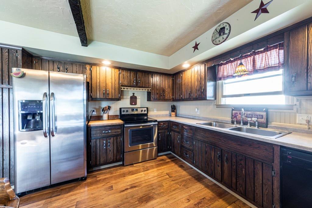 210 Neupert Road Cabot, PA 16023 - Photo 5 of 19