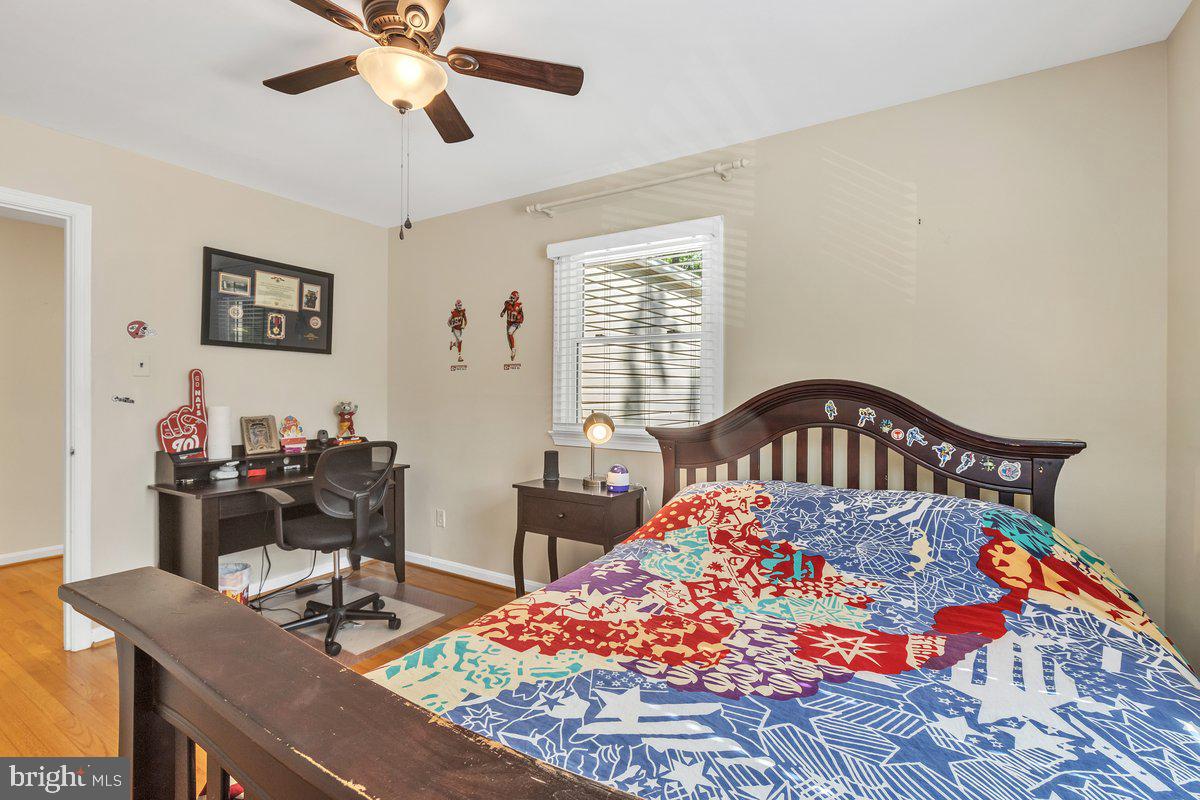 12007 Vale Road Oakton, VA 22124 - Photo 33 of 49