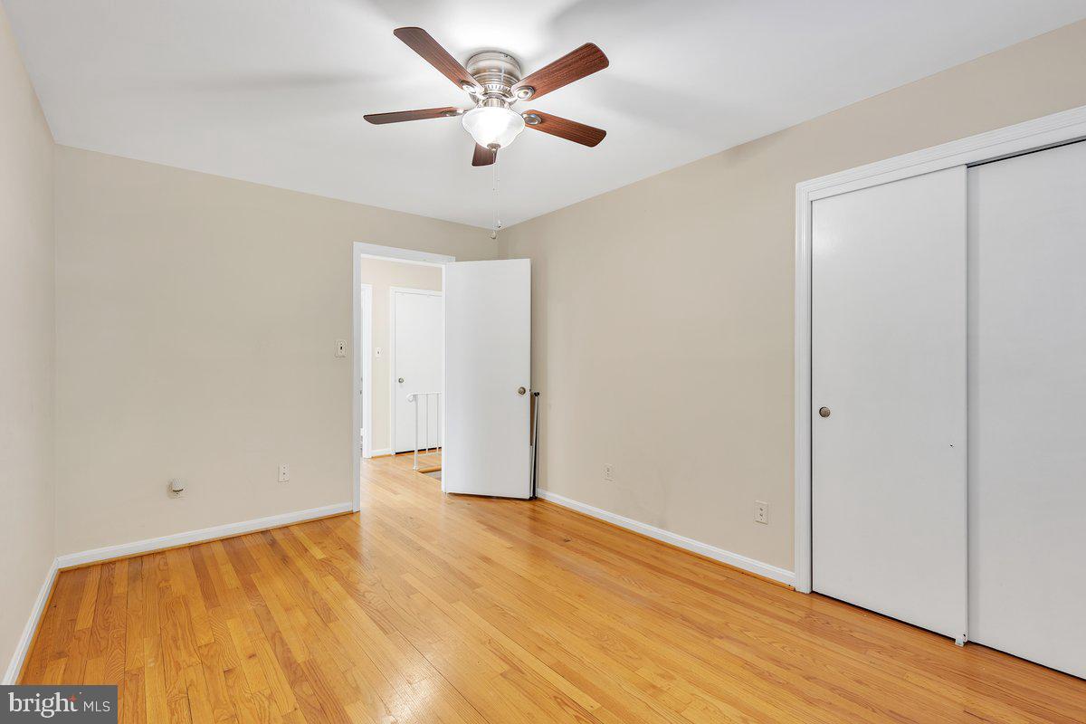 12007 Vale Road Oakton, VA 22124 - Photo 37 of 49