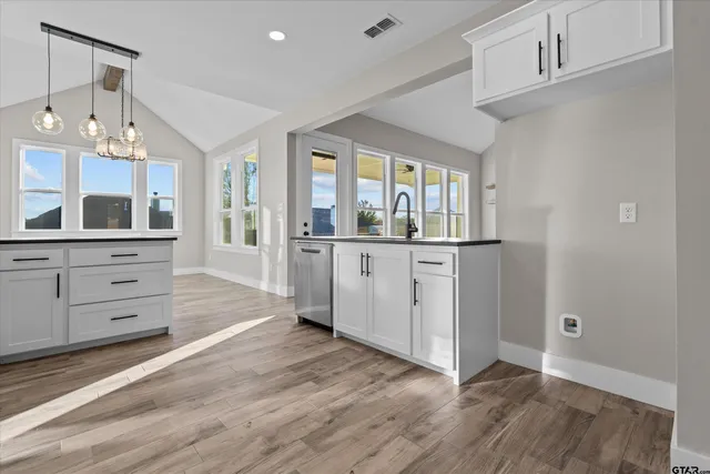 $541,000 | 16425 Clearview Drive, Lindale, TX 75771