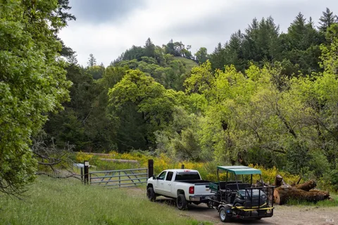 $1,065,000 | 30131 Elkhorn Road, Yorkville, CA 95494