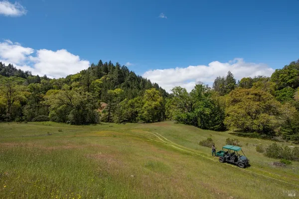 $1,065,000 | 30131 Elkhorn Road, Yorkville, CA 95494