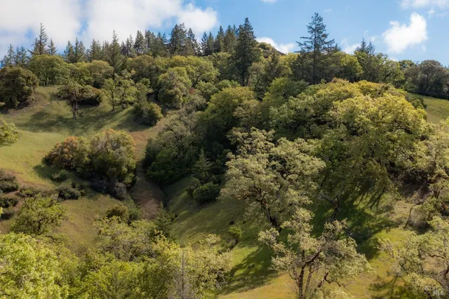 $1,065,000 | 30131 Elkhorn Road, Yorkville, CA 95494