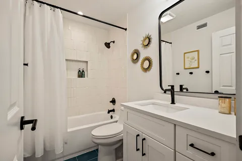 $464,900 | 1206 Hollow Creek Drive, Unit 3, Austin, TX 78704