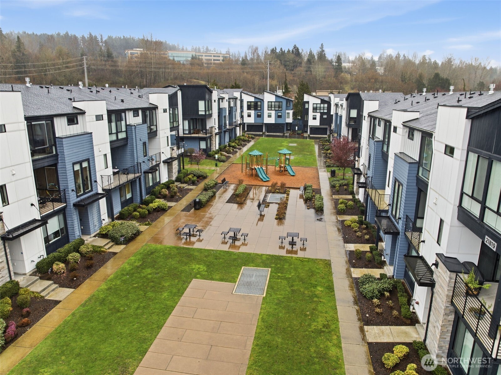 21816 24th Avenue Southeast, Unit A Bothell, WA 98021 - Photo 25 of 31