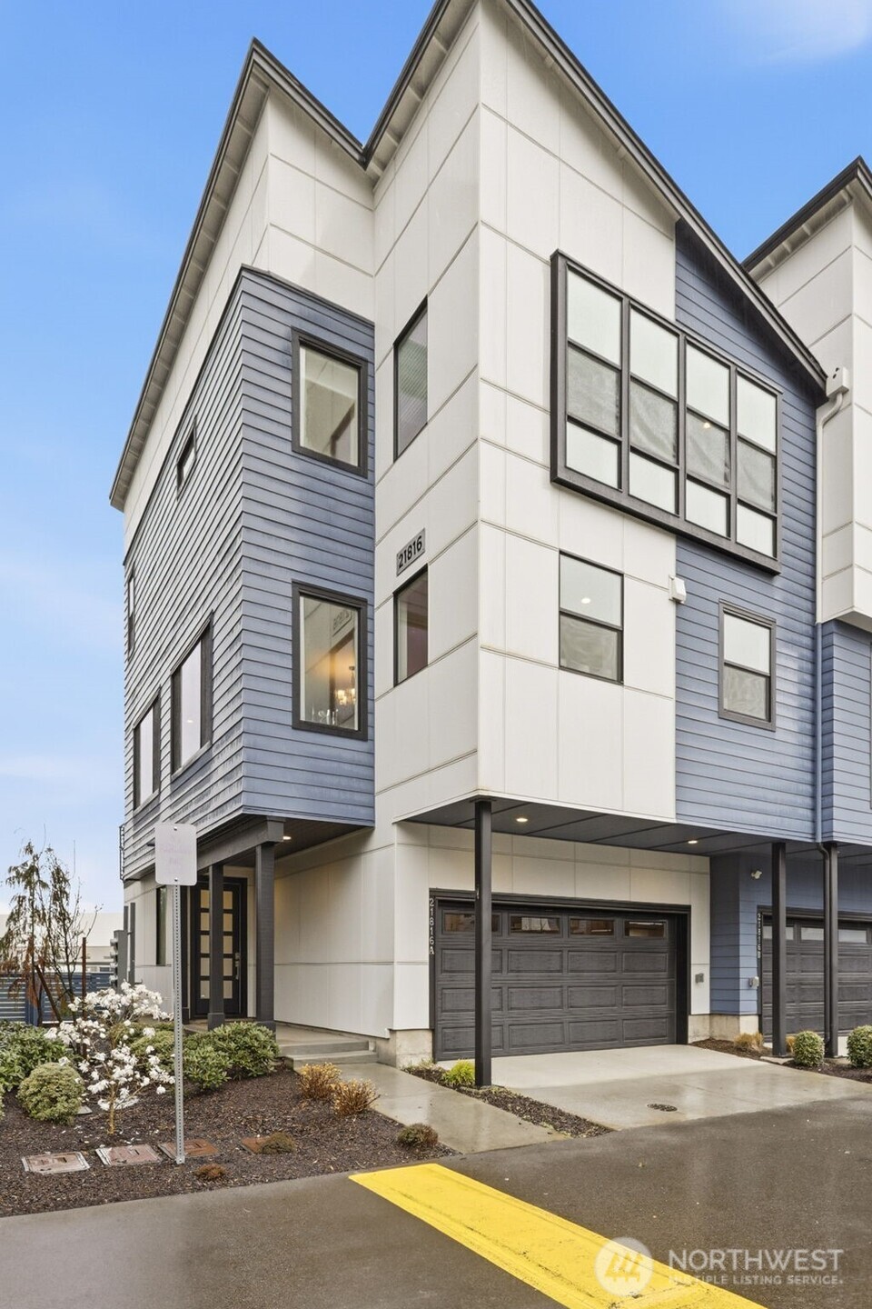 21816 24th Avenue Southeast, Unit A Bothell, WA 98021 - Photo 27 of 31