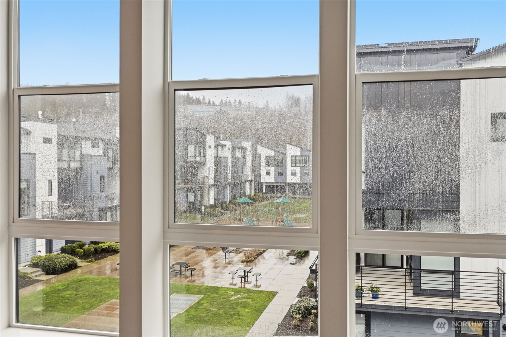 21816 24th Avenue Southeast, Unit A Bothell, WA 98021 - Photo 7 of 31