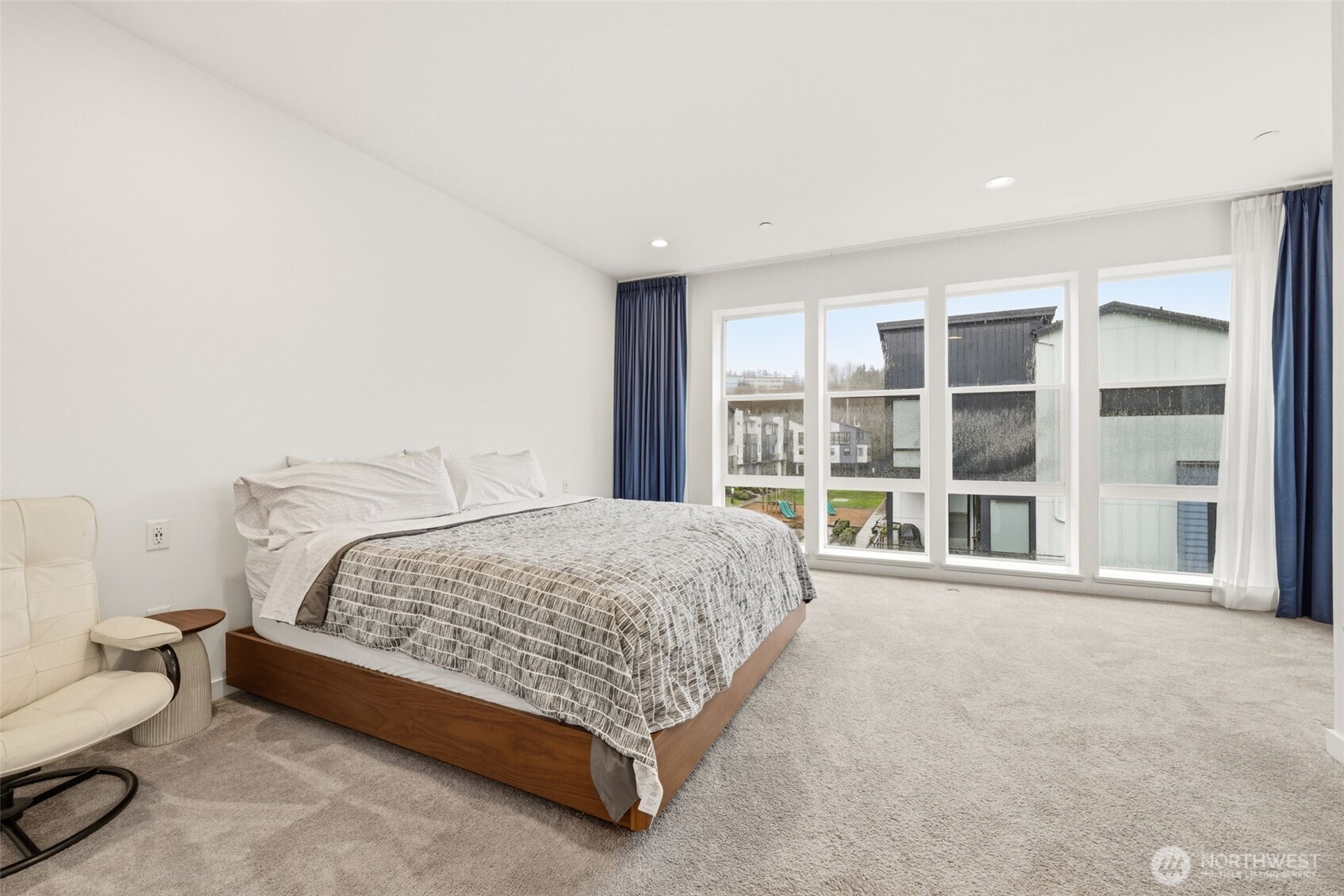 21816 24th Avenue Southeast, Unit A Bothell, WA 98021 - Photo 8 of 31