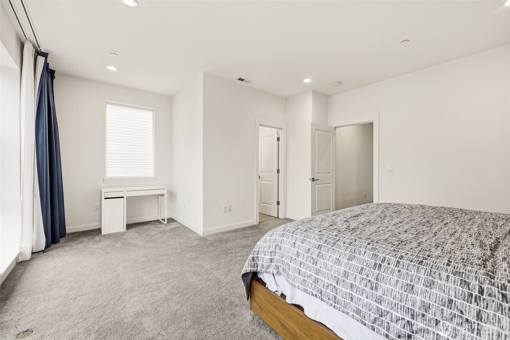 21816 24th Avenue Southeast, Unit A Bothell, WA 98021 - Photo 9 of 31