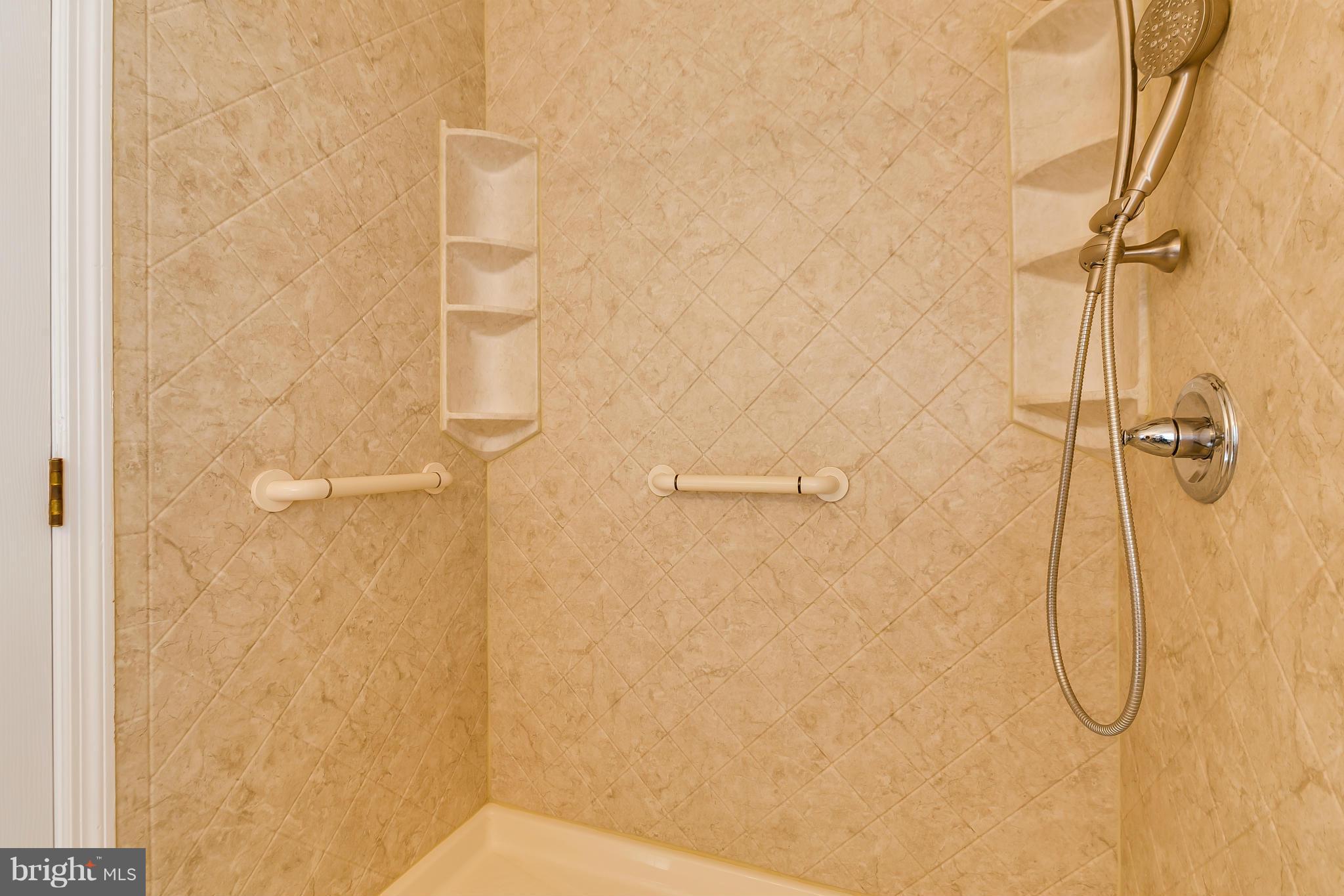 10438 Settle School Road Rixeyville, VA 22737 - Photo 23 of 29 Bath (Master)