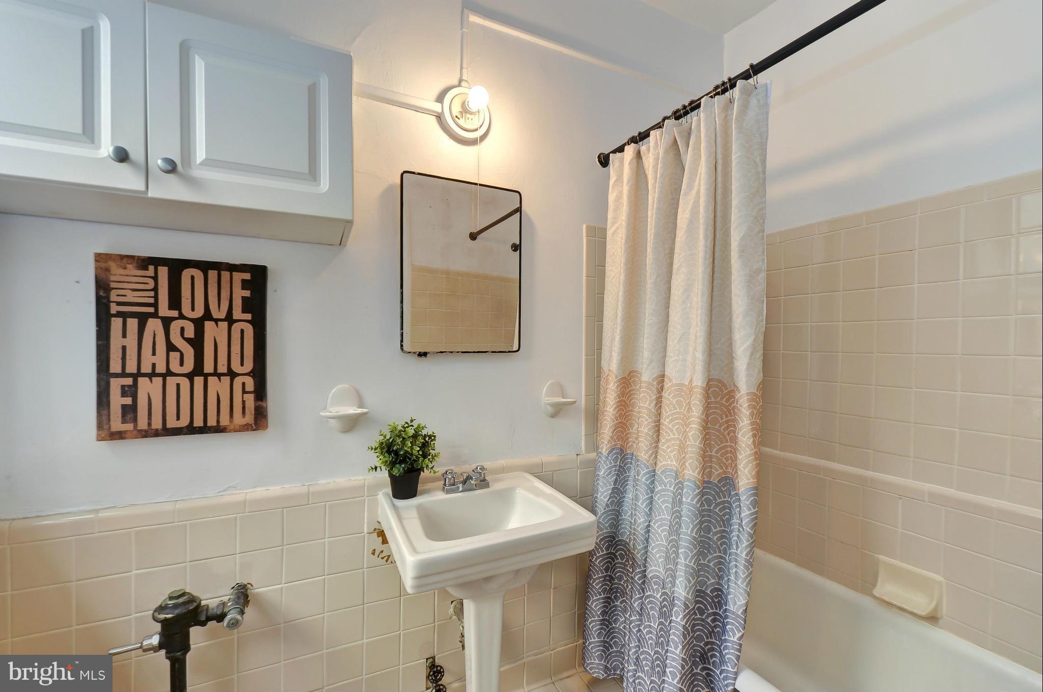1954 Columbia Road Northwest, Unit 207 Washington, DC 20009 - Photo 14 of 25 Bath