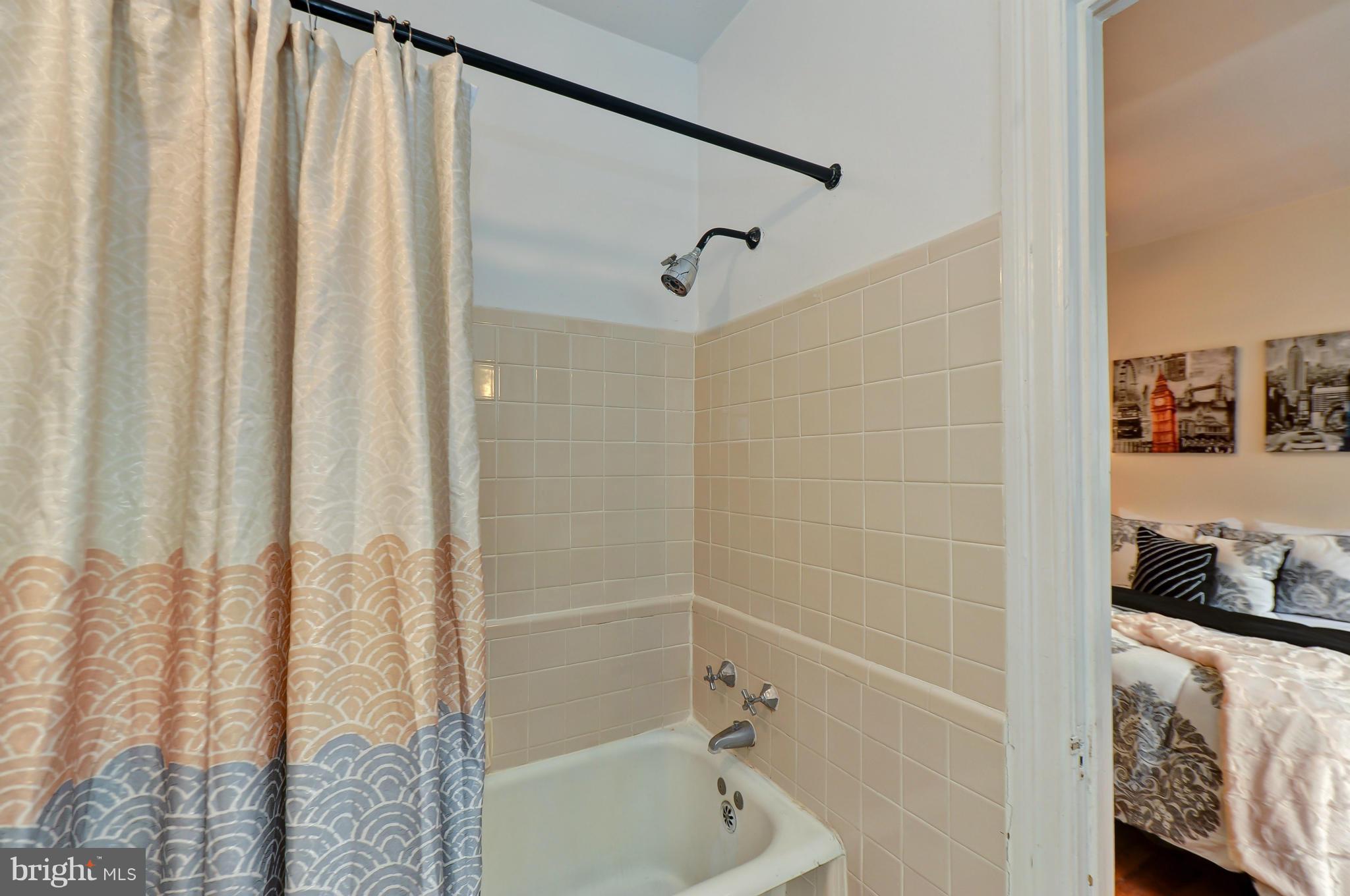 1954 Columbia Road Northwest, Unit 207 Washington, DC 20009 - Photo 15 of 25 Bath