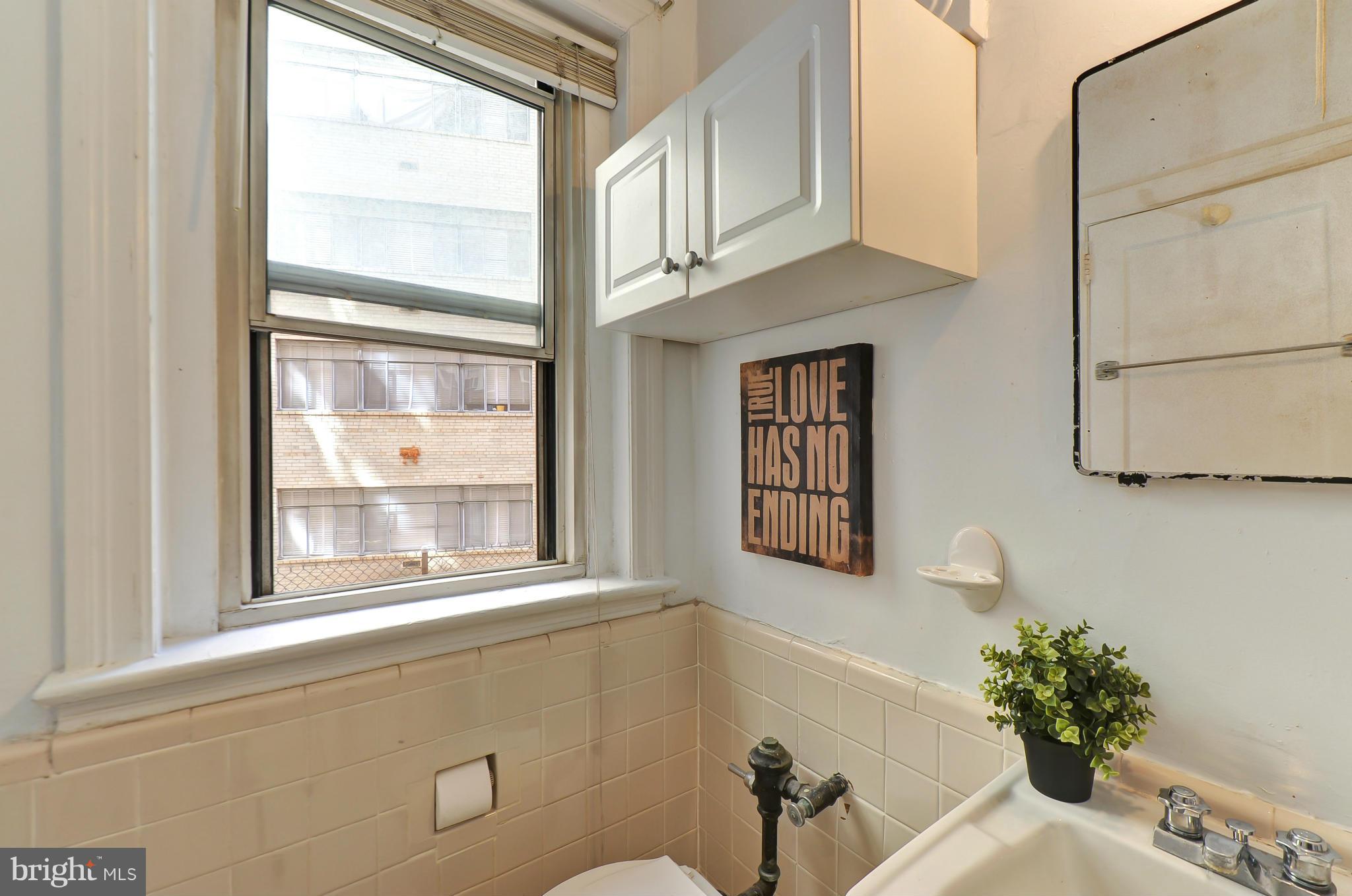 1954 Columbia Road Northwest, Unit 207 Washington, DC 20009 - Photo 16 of 25 Bath