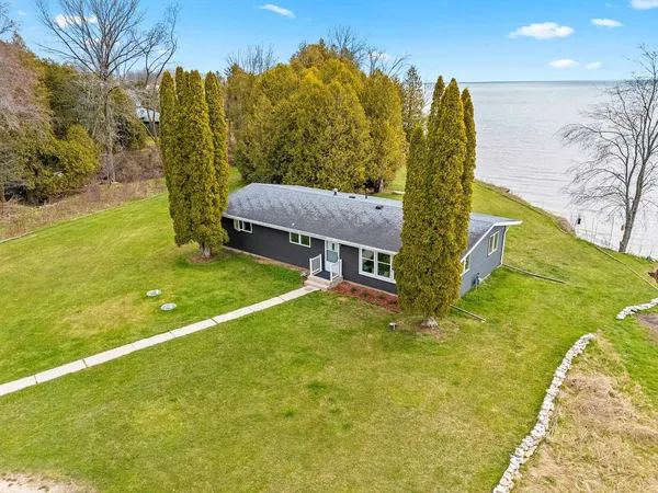$379,900 | N6474 Highway 42, Algoma, WI 54201