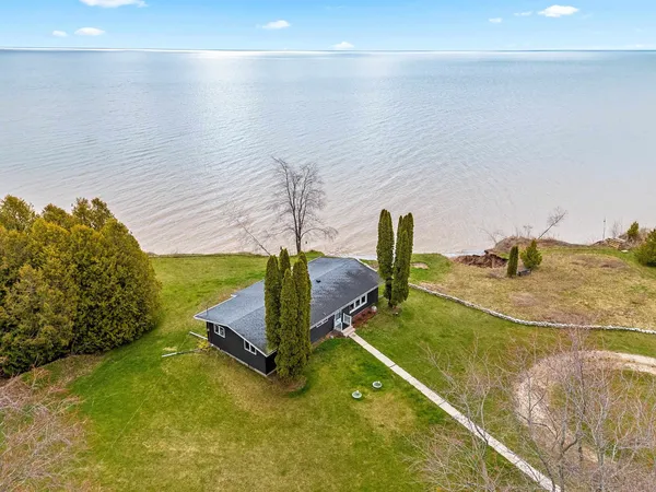 $379,900 | N6474 Highway 42, Algoma, WI 54201