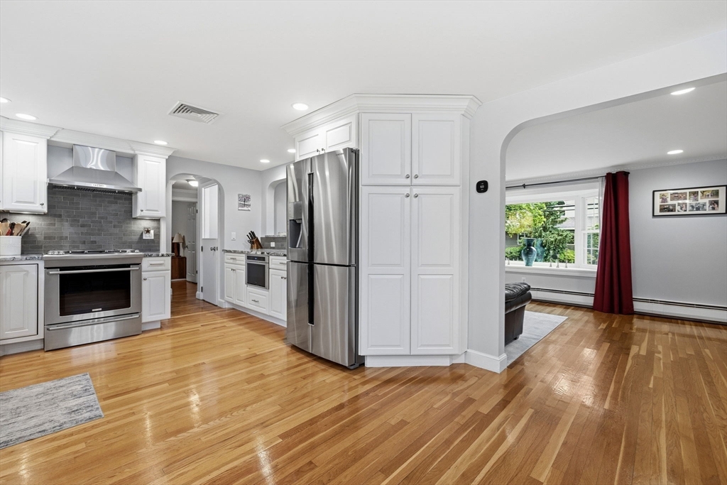 47 Brook Drive Lynnfield, MA 01940 - Photo 9 of 28
