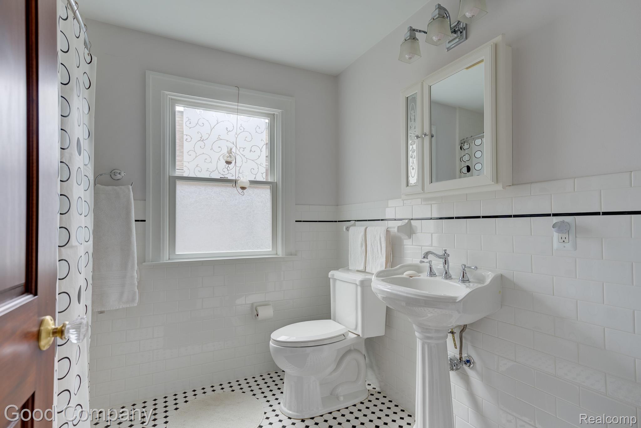 23 Hanover Road Pleasant Ridge, MI 48069 - Photo 34 of 52 23 Hanover Rd.-43.jpg