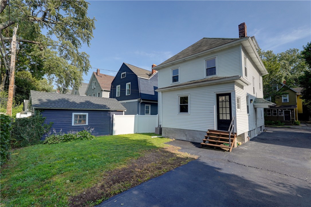 136 Asbury Street Rochester, NY 14620 - Photo 46 of 47